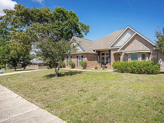 5th image of 15954 Walker Farm Ln