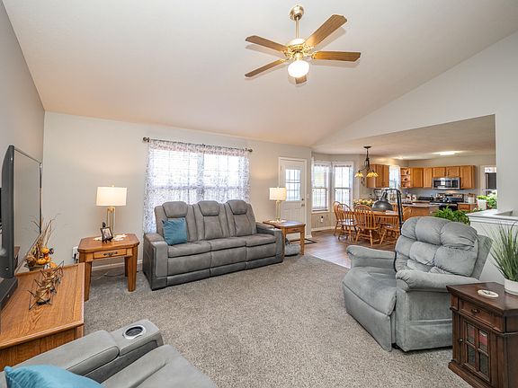 5th image of 5967 Clovermeadows Ave