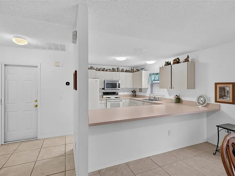 1630 Tampico Pl — Photo 18
