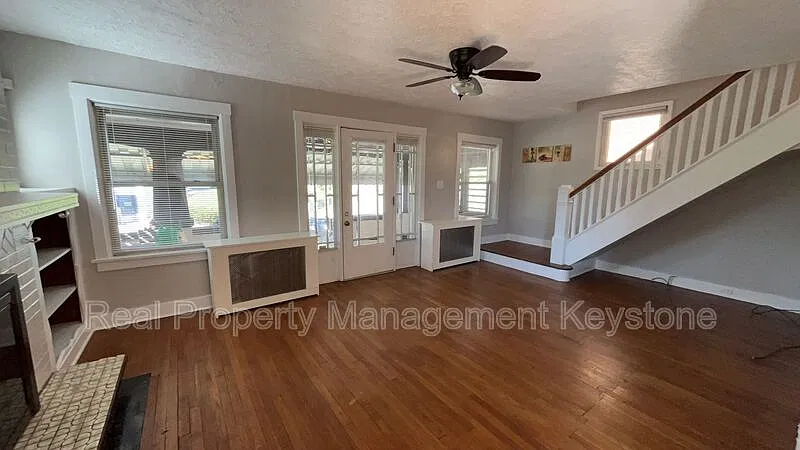 3 bed, 2.0 bath, 1492 sqft, $1,400 — Photo 4