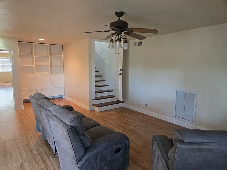 725 Red Cloud Rd — Photo 32
