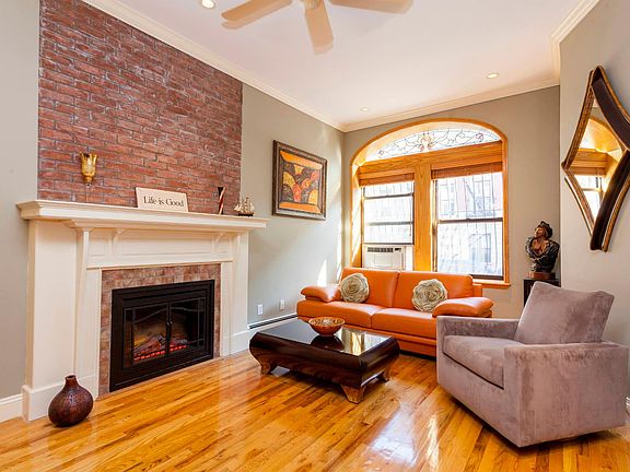 3rd image of 134 W 136th St APT 1