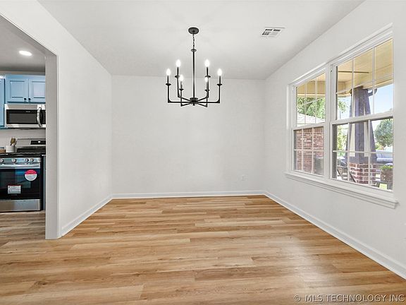 5th image of 11111 N 143rd East Ave