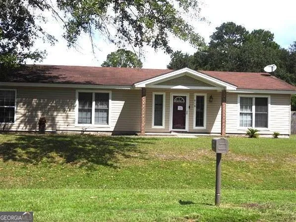 618 Madison Dr, Hinesville, GA 31313
