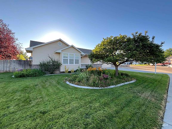 2nd image of 503 Purple Sage Dr