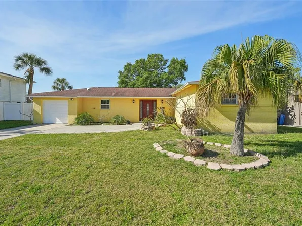 8408 Flagstone Dr, Tampa, FL 33615