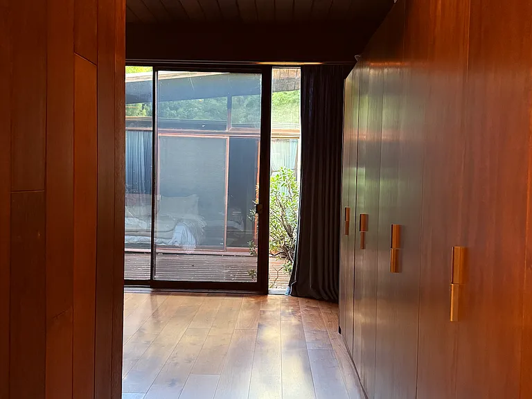 2718 N Beverly Glen Blvd — Photo 20