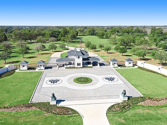 4th image of 35623 Kinabalu Way