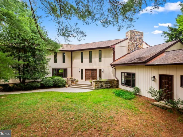 13912 Green Branch Dr, Phoenix, MD 21131