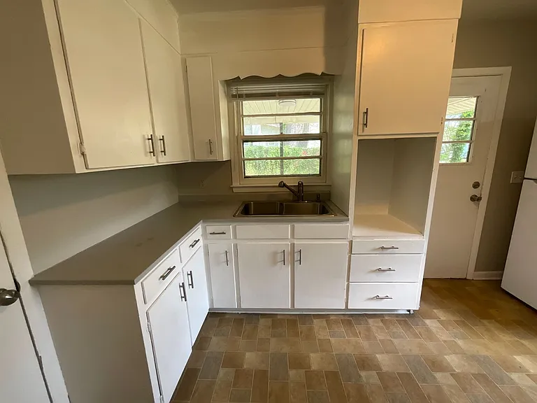 1533 Beaucrest Avenue — Photo 17