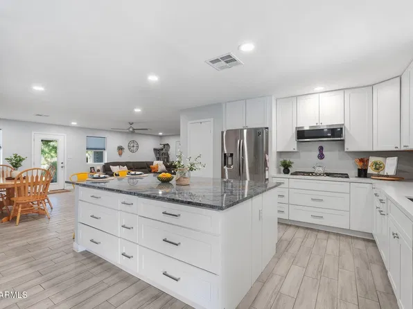 8061 E VIRGINIA Avenue, Scottsdale, AZ 85257
