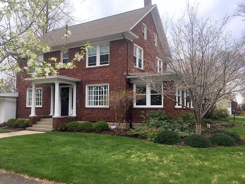 2nd image of 640 Vermont Ave