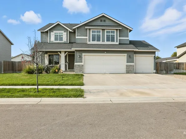 7677 E Willard Dr, Nampa, ID 83687