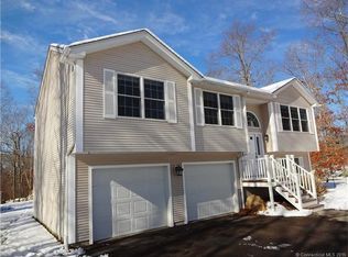 123 Great Brook Rd, Groton, CT 06340