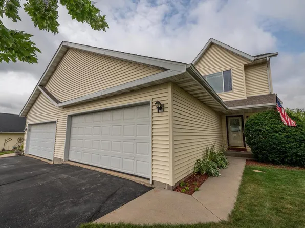 1116 Autumn DRIVE #1116, West Bend, WI 53090
