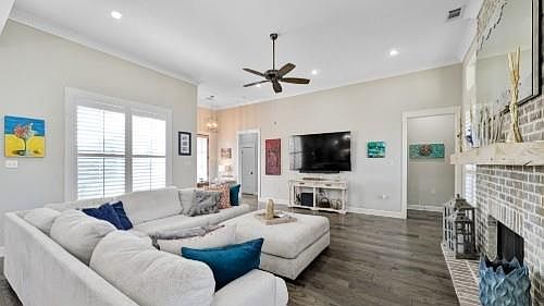 5th image of 1305 Pine Needle Ct