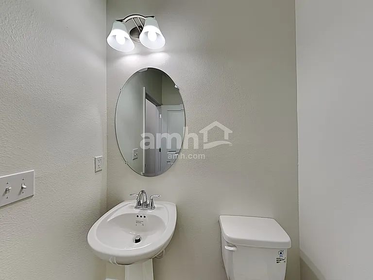 2128 Saffron Walden Dr — Photo 11