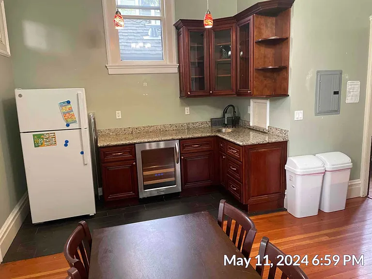 2201 Blake St — Photo 8