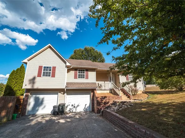 123 Phoenix Ave, Saint Robert, MO 65584