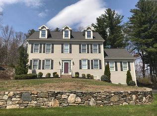 15 Stirrup Brook Ln, Northborough, MA 01532