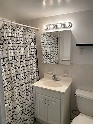 Rented by Mallory Management Corp | media 29