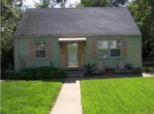 5072 Glenside Dr, Kansas City, MO 64129