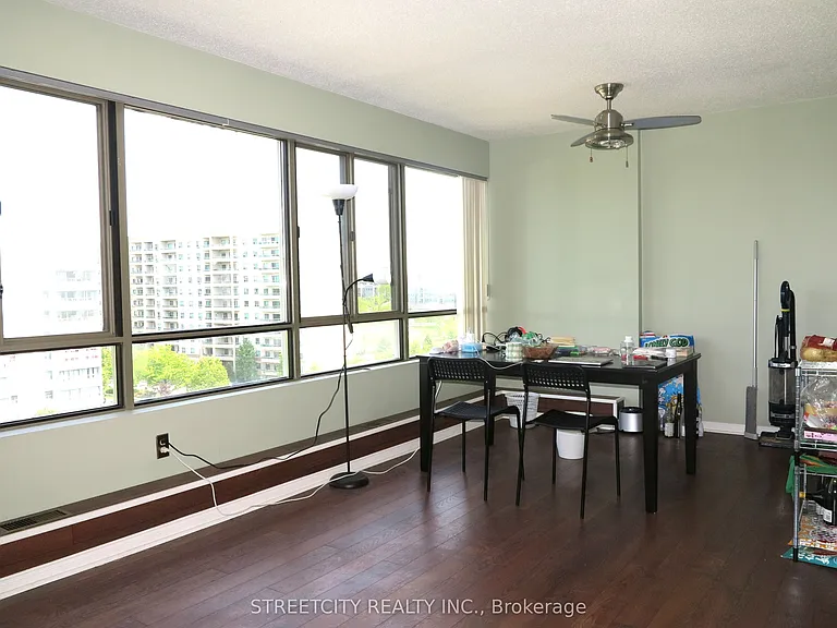 570 Proudfoot Ln #1011 — Photo 10