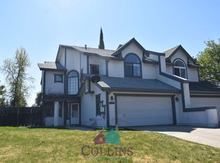 2264 Corral Dr, Auburn, CA 95603