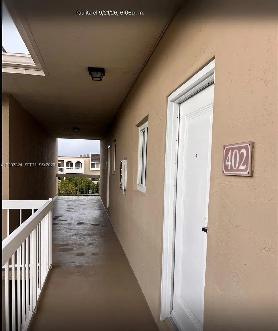 7732 Camino Real — Photo 1