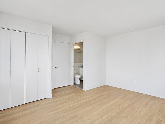 5th image of Columbus Cir #S44d