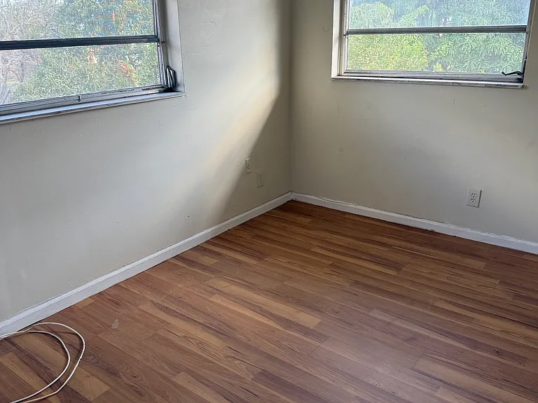 7954 SW 6th Ct — Photo 8