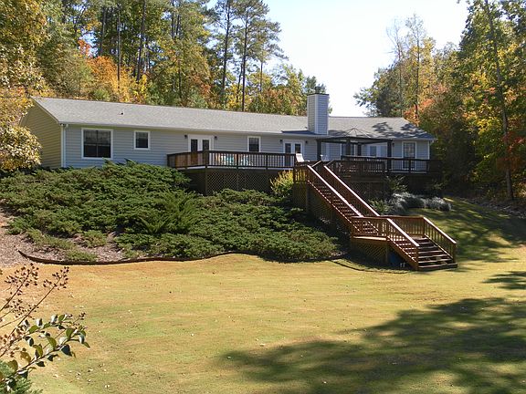 4th image of 484 Warrior Ln