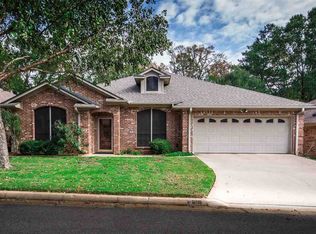 51 Pebble Creek Dr S, Longview, TX 75605