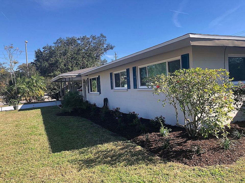 1st image of 2760 Goldenrod St