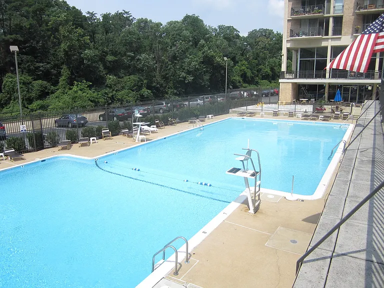 4600 S Four Mile Run Dr #109 — Photo 14