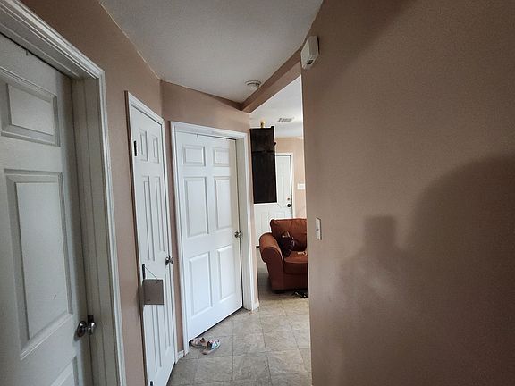 4th image of 12729 Apache Dr