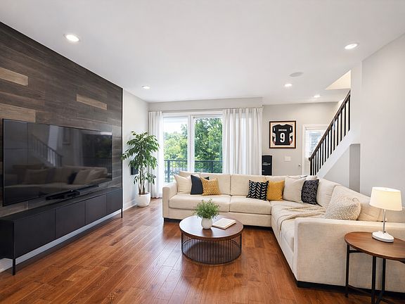 2nd image of 4131 Taylor Ave #13
