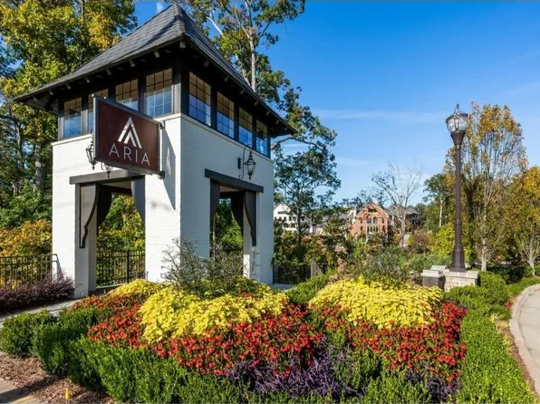 6532 Beacon Dr, Sandy Springs, GA 30328