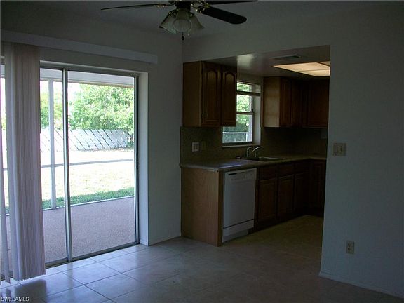 5th image of 1409 SE 23rd St