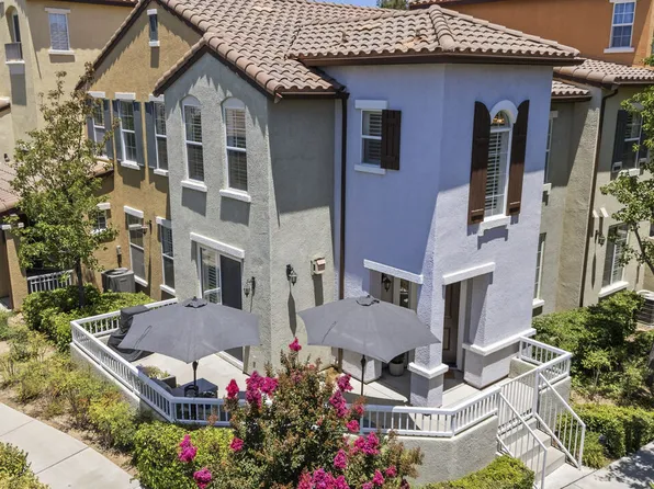 28255 Canterbury Ct #126, Santa Clarita, CA 91354