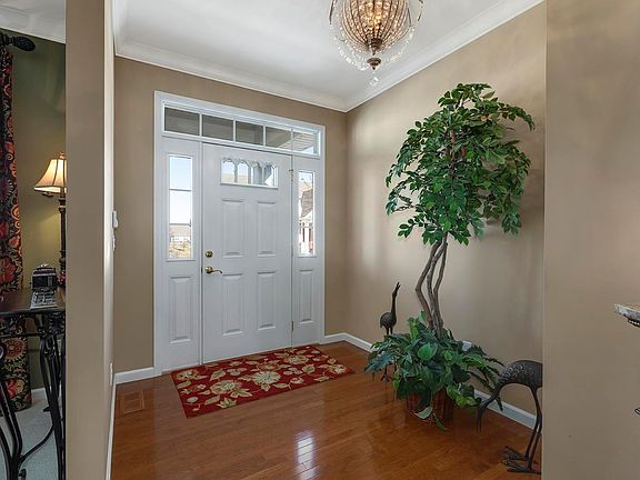 3rd image of 173 Meadows Of Wildwood Blvd