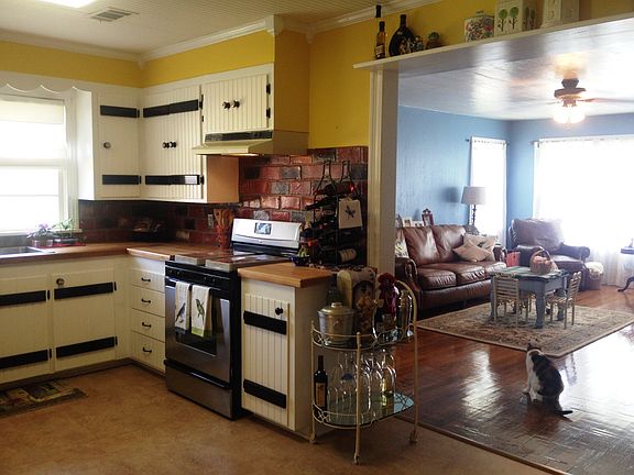 5th image of 337 Claiborne St