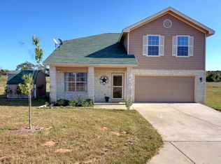 1395 Fm 1704, Elgin, TX 78621