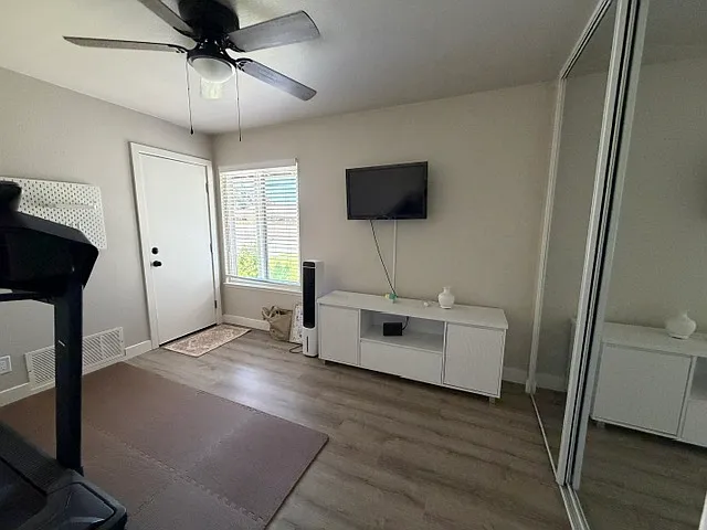 305 N Otono Ct — Photo 9