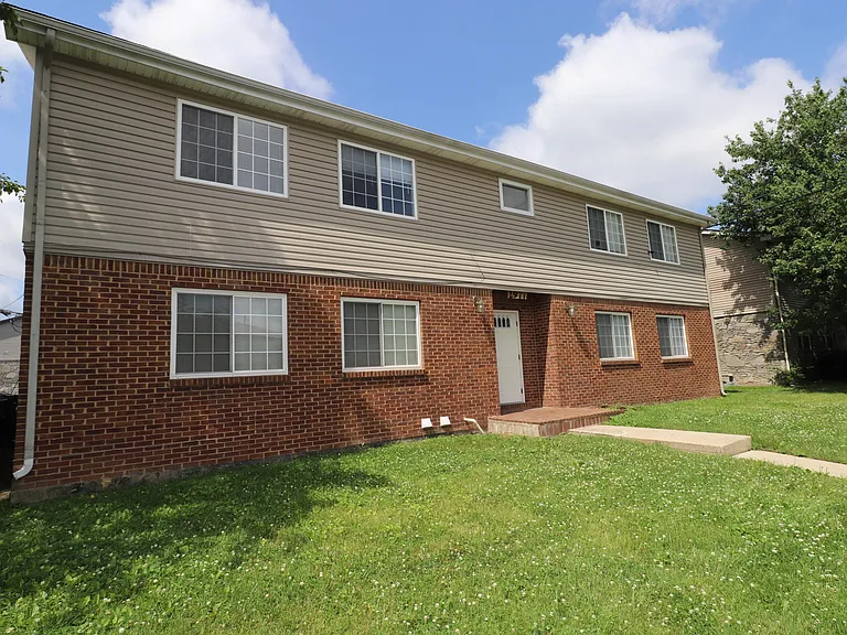 2977 Winter Garden Dr #4 — Photo 2
