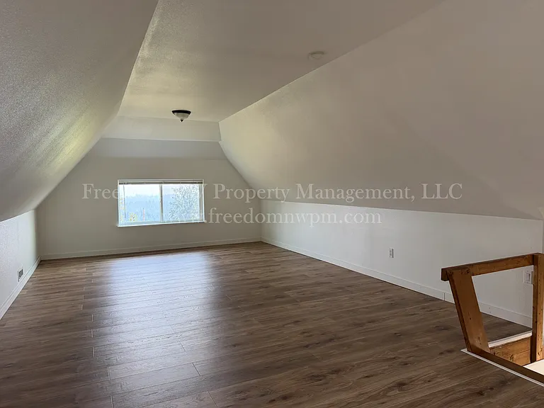 998 Burnt Ridge Rd — Photo 22