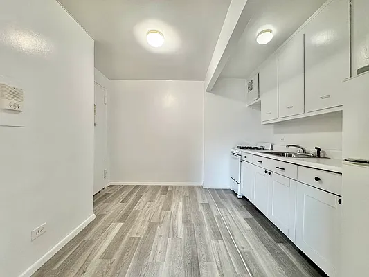 Rented by Skyward | media 11