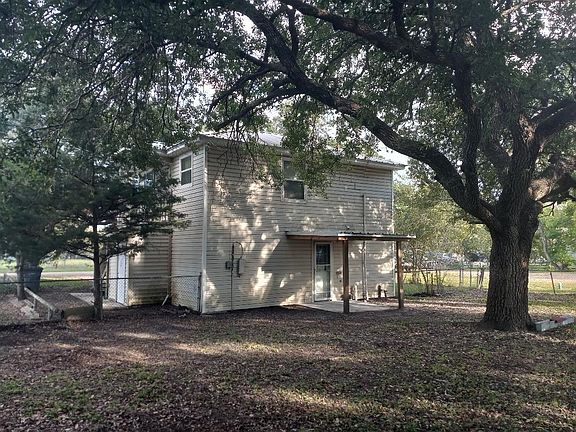 Shaded private porch, backyard