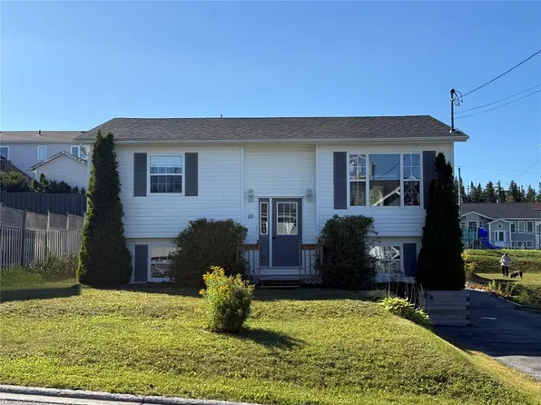 10 Dove Crescent, Massey Drive, NL A2H7T3