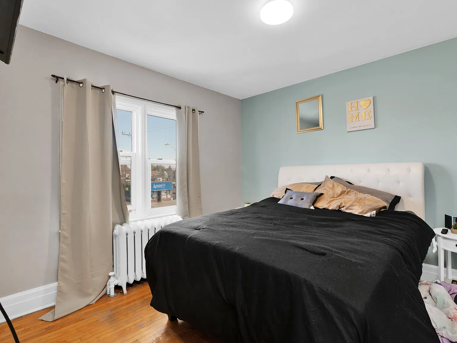 4 bed, $2,000 — Photo 2